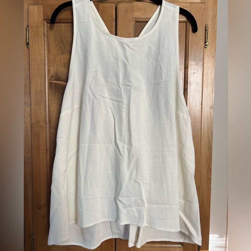 Eloquii Cream Linen Top Ring Back